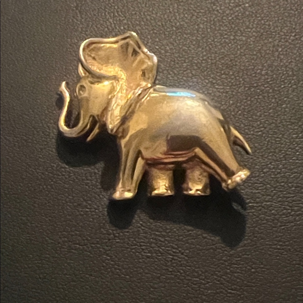 D’Orlan Gold toned Small Elephant Brooch Crystal Eye